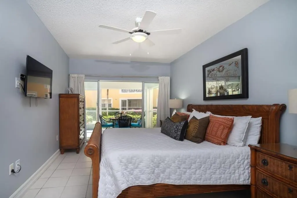 511 Regal Beach Club - Heart Of Seven Mile George Town 0*,  Cayman Islands
